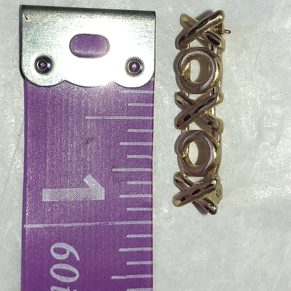 14k HUGS & KISSES PIN - YELLOW GOLD - MICHAEL ANTHONY - Picture 4 of 6